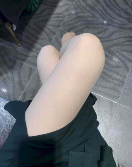 看着领导挺进娇妻的体内电影_高清完整版