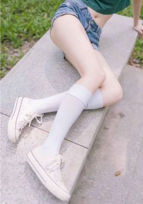 门卫把校花处苞开小说_高清电视剧观看