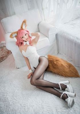 一百个女朋友_DVDHD在线观看