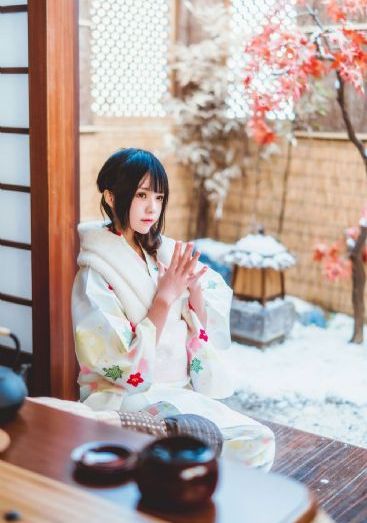 安娜的生活_4K在线播放观看