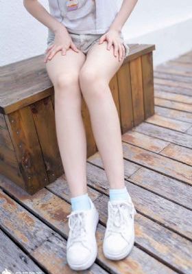 红墙绿瓦电视剧_BD英语免费全集观看